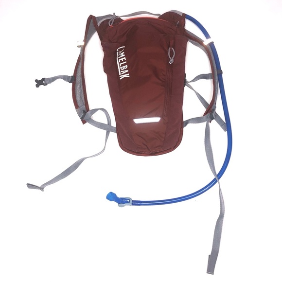 NWOT CamelBak Octane Dart Hydration Pack 70oz/2L unisex